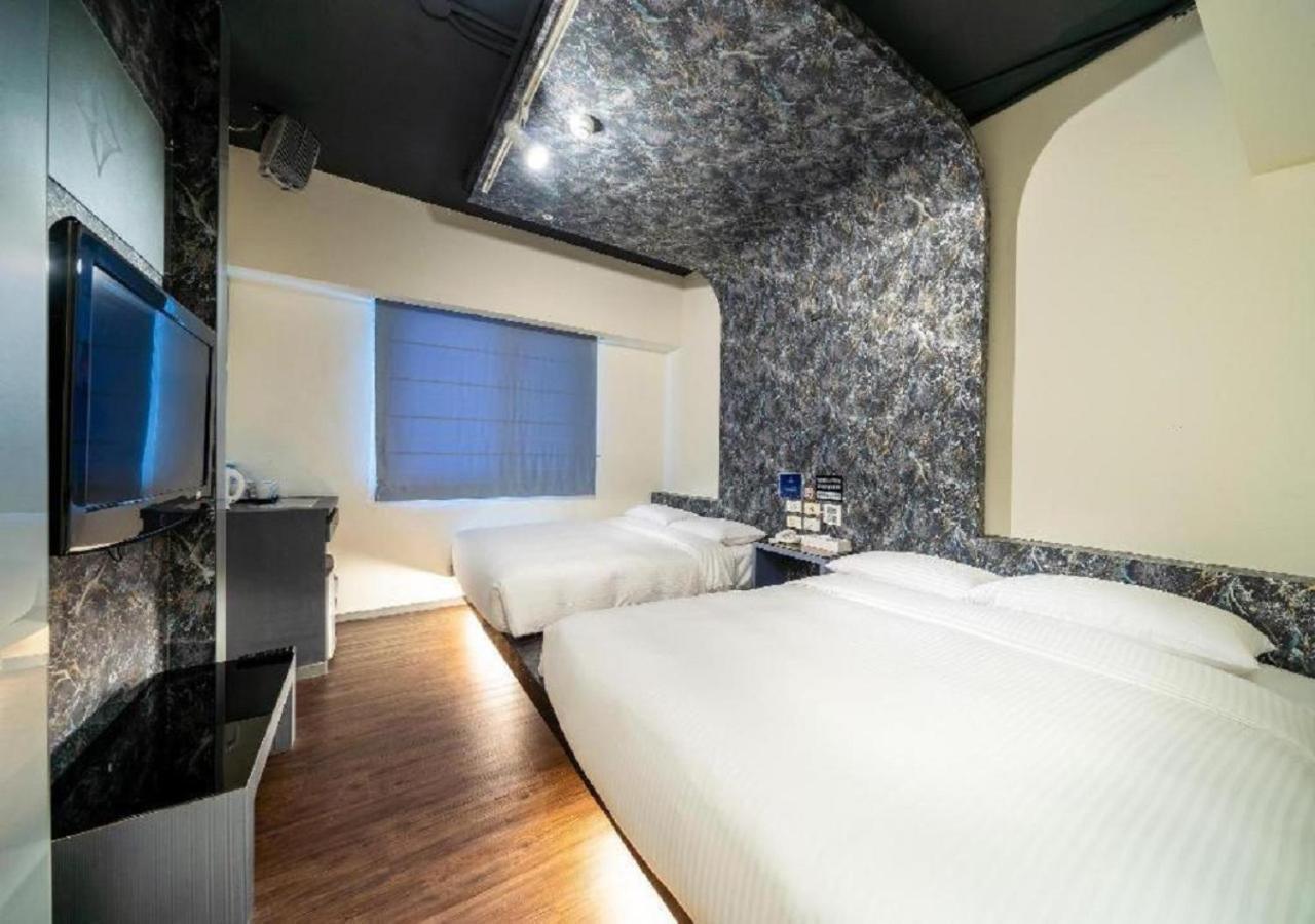 Walker Hotel - Sanchong Тайпей Екстериор снимка